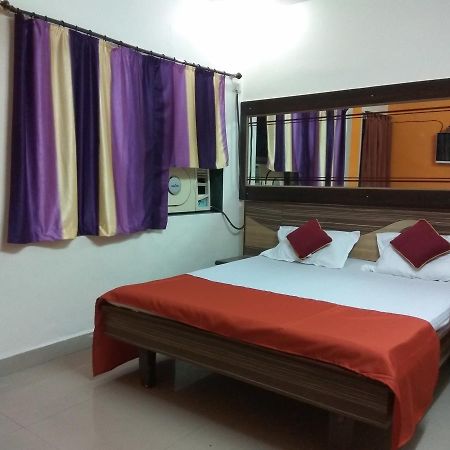 Hotel Shiva Панвел Екстер'єр фото