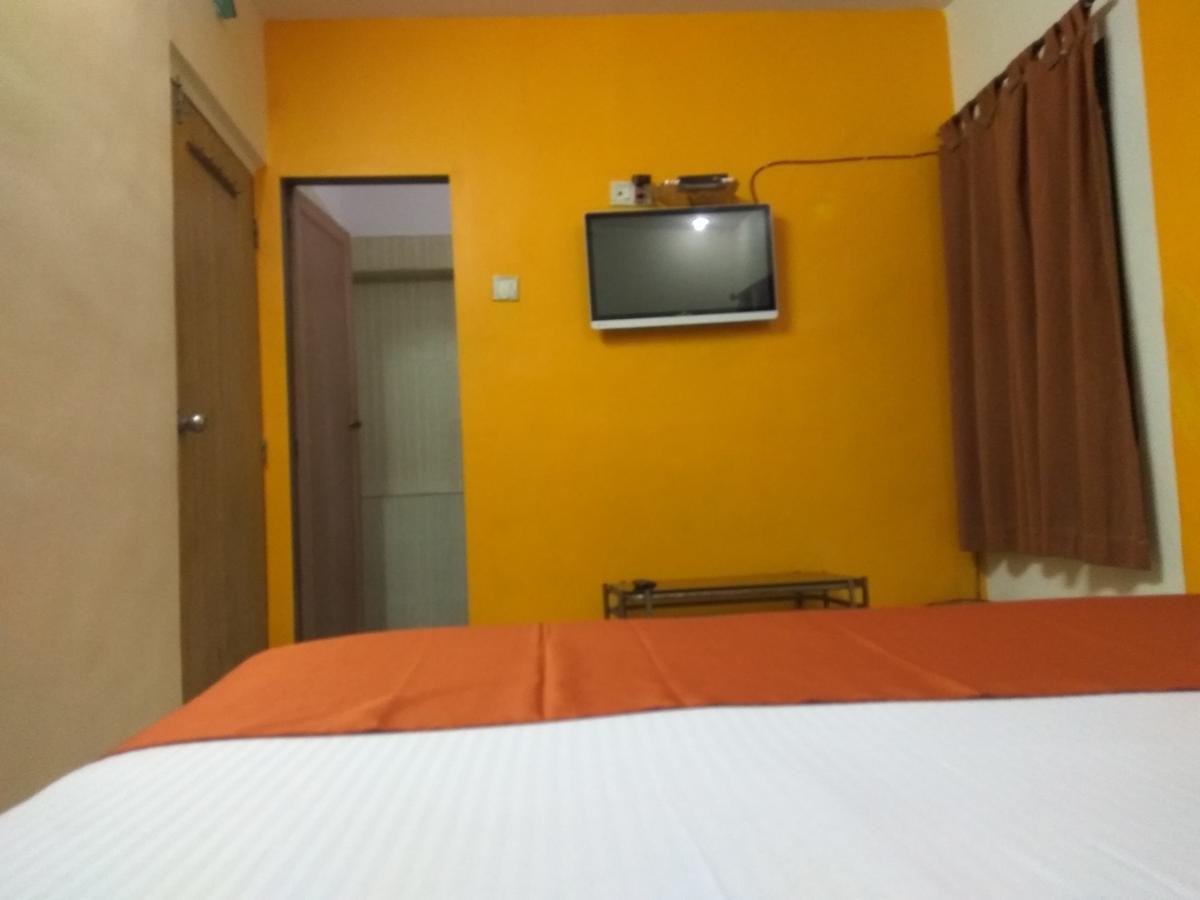 Hotel Shiva Панвел Екстер'єр фото