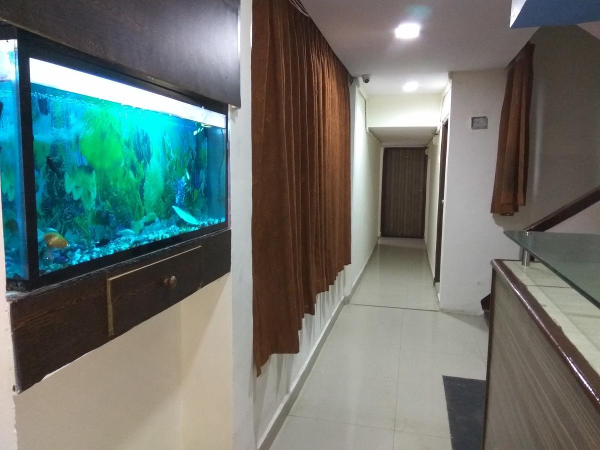 Hotel Shiva Панвел Екстер'єр фото