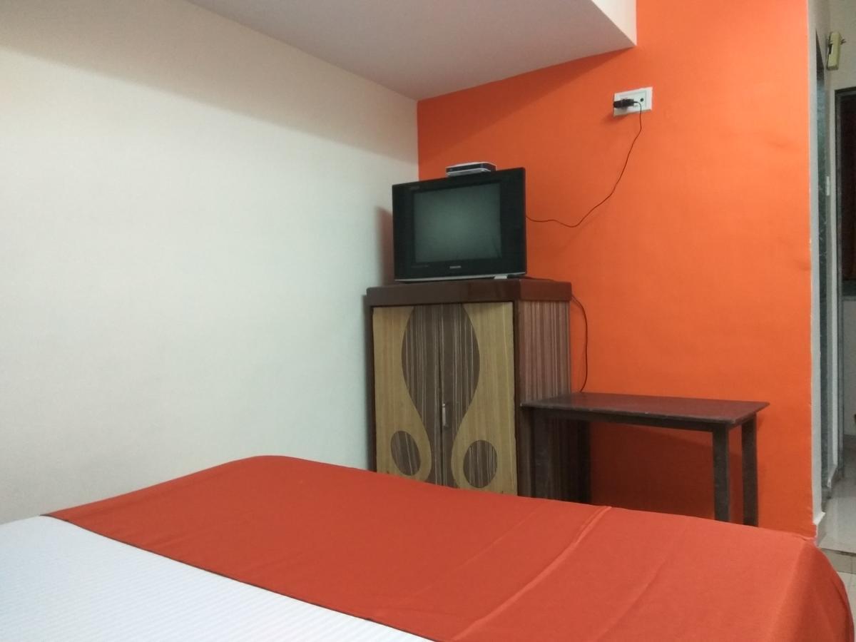 Hotel Shiva Панвел Екстер'єр фото